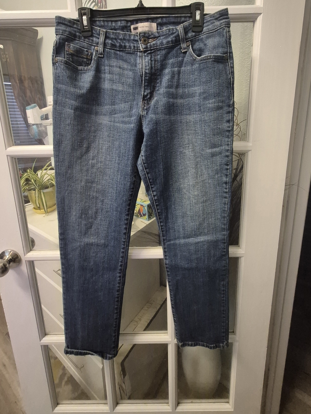 Classic Levis Midrise Denim Jeans - 14 Medium